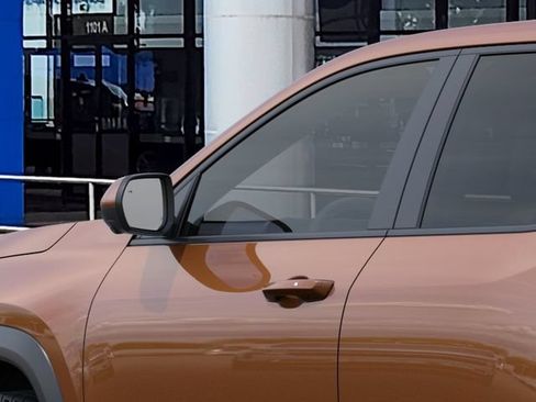 New 2027 Chevrolet Equinox LT w/ Convenience Package II FWD image 12