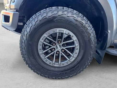 Used 2019 Ford F150 Raptor w/ Equipment Group 802A Luxury image 23
