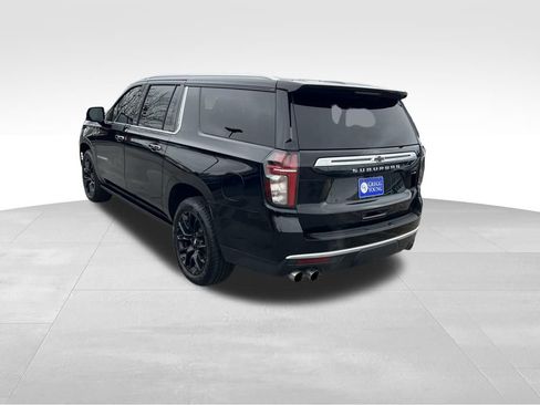 Used 2023 Chevrolet Suburban High Country w/ Premium Package 2 image 4