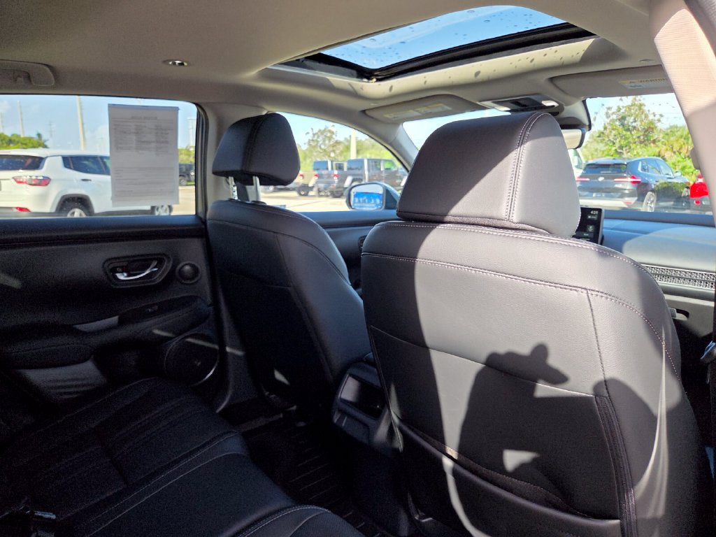 Used 2026 Honda HR-V EX-L image 17