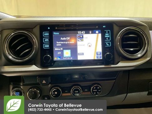 Used 2018 Toyota Tacoma TRD Sport image 13