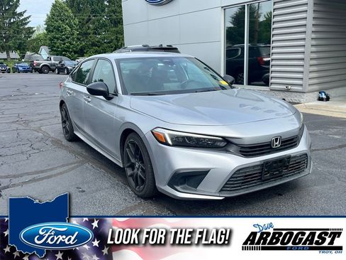 Used 2022 Honda Civic Sport image 1