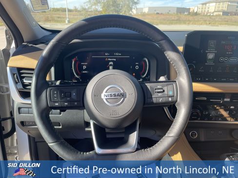 Used 2021 Nissan Rogue Platinum image 10