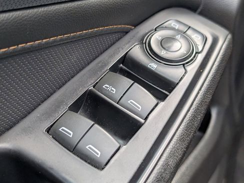 Used 2021 Chevrolet Traverse Premier w/ Redline Edition image 30