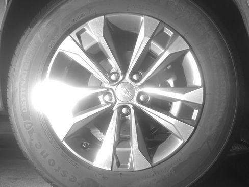 Used 2025 Chevrolet Equinox LT FWD image 15