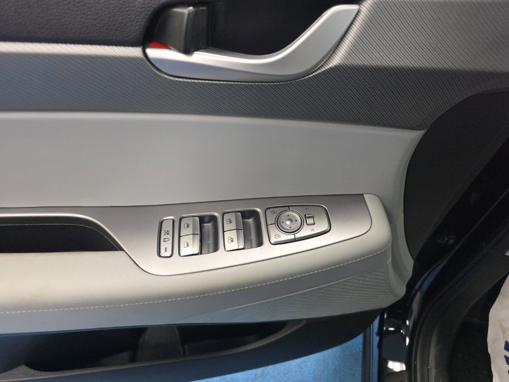 Used 2025 Hyundai Palisade SEL FWD image 12