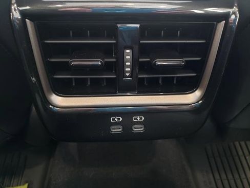 New 2025 Toyota Crown Signia image 16