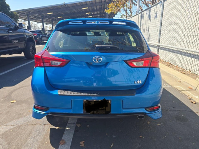 Used 2018 Toyota Corolla iM w/ Protection Package FWD image 5