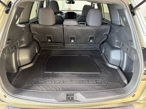 Certified 2025 Subaru Forester Premium image 18