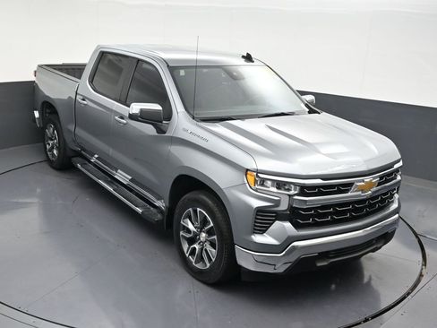 Used 2025 Chevrolet Silverado 1500 LT RWD image 21