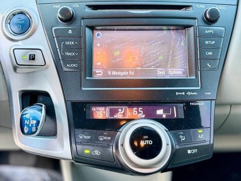 Used 2012 Toyota Prius V Three FWD image 24
