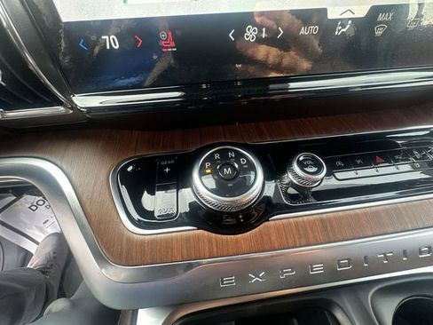 New 2026 Ford Expedition Max King Ranch image 26