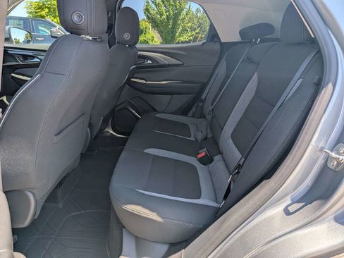 Used 2025 Chevrolet TrailBlazer LT w/ Convenience Package FWD image 13