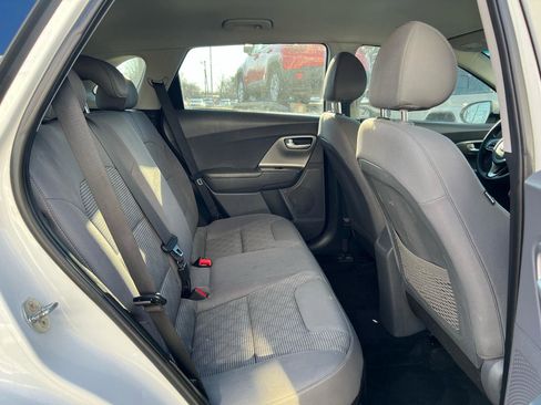 Used 2020 Kia Niro LX image 13