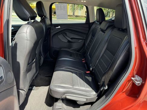 Used 2019 Ford Escape Titanium FWD image 10