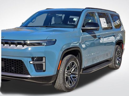 New 2026 Jeep Grand Wagoneer 4WD image 42