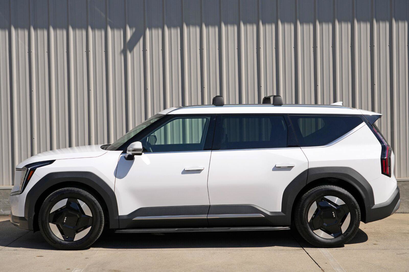 Used 2025 Kia EV9 Wind AWD/4WD image 49
