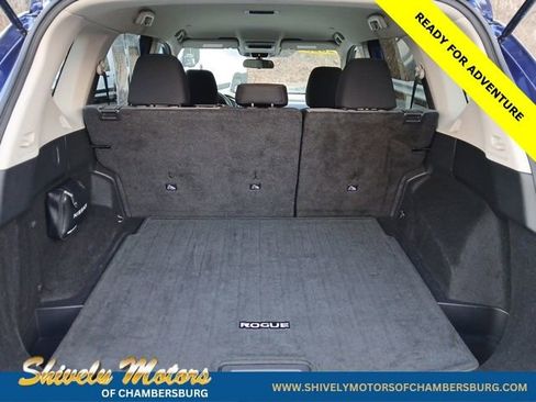 Used 2023 Nissan Rogue SV AWD/4WD image 9