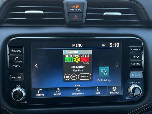 New 2025 Nissan Versa SR image 28