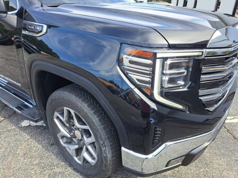 Used 2023 GMC Sierra 1500 SLT w/ SLT Premium Package AWD/4WD image 15