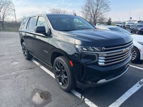 Used 2023 Chevrolet Tahoe High Country w/ Premium Package AWD/4WD image 1