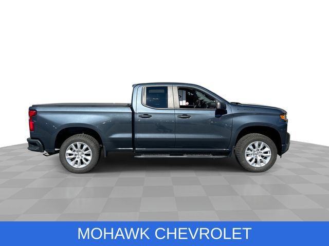 Used 2021 Chevrolet Silverado 1500 Custom AWD/4WD image 9