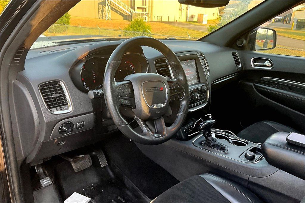 Used 2019 Dodge Durango R/T w/ Blacktop Package AWD/4WD image 5
