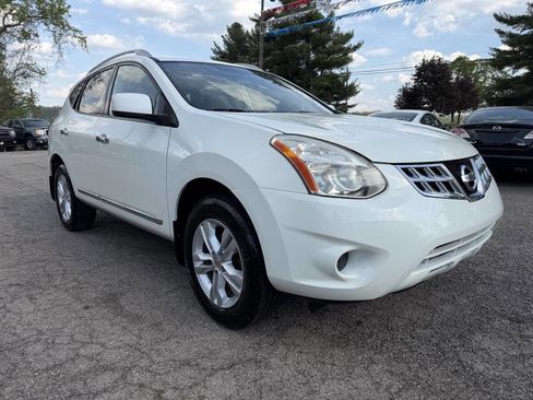 Used 2012 Nissan Rogue SV AWD/4WD image 3