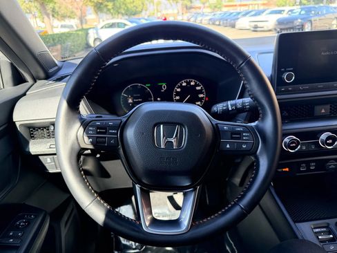 Used 2025 Honda CR-V Sport image 22