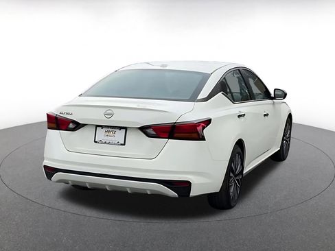 Used 2025 Nissan Altima 2.5 SV image 15