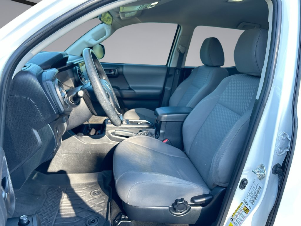 Used 2023 Toyota Tacoma SR AWD/4WD image 11