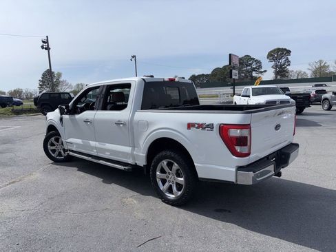 Used 2021 Ford F150 Lariat w/ Equipment Group 502A High AWD/4WD image 3