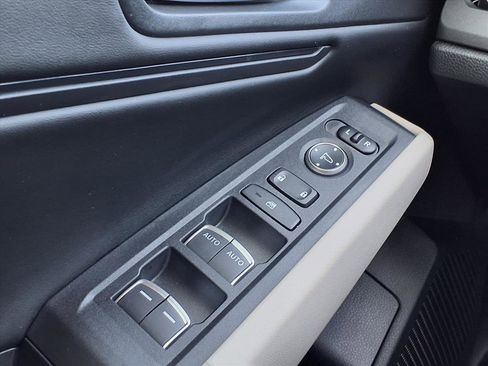 Certified 2025 Honda Accord SE image 8