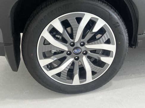 Certified 2025 Subaru Forester Touring w/ Protection Package (1PH) AWD/4WD image 10