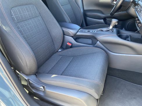 Used 2025 Honda HR-V Sport image 10