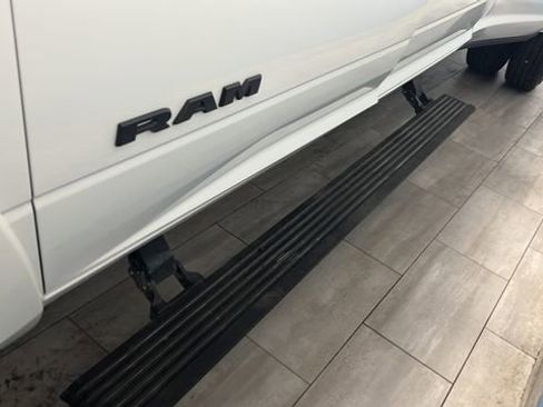 Used 2022 RAM 3500 Limited AWD/4WD image 46