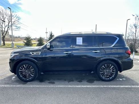 Used 2024 INFINITI QX80 Sensory w/ Cargo Package image 2