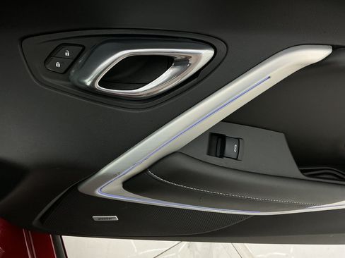 Used 2017 Chevrolet Camaro LT RWD image 33