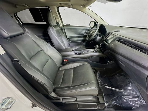 Used 2022 Honda HR-V EX-L image 11