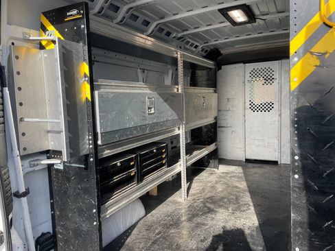 Used 2021 RAM ProMaster 2500 image 21