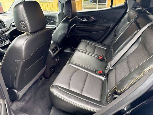Used 2023 GMC Terrain AT4 AWD/4WD image 11