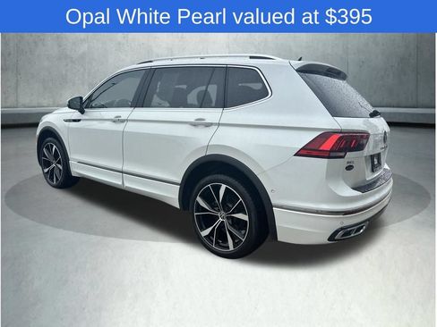 Used 2023 Volkswagen Tiguan SEL R-Line AWD/4WD image 4