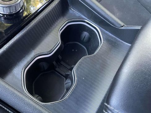 Used 2024 Jeep Grand Cherokee L Laredo image 29