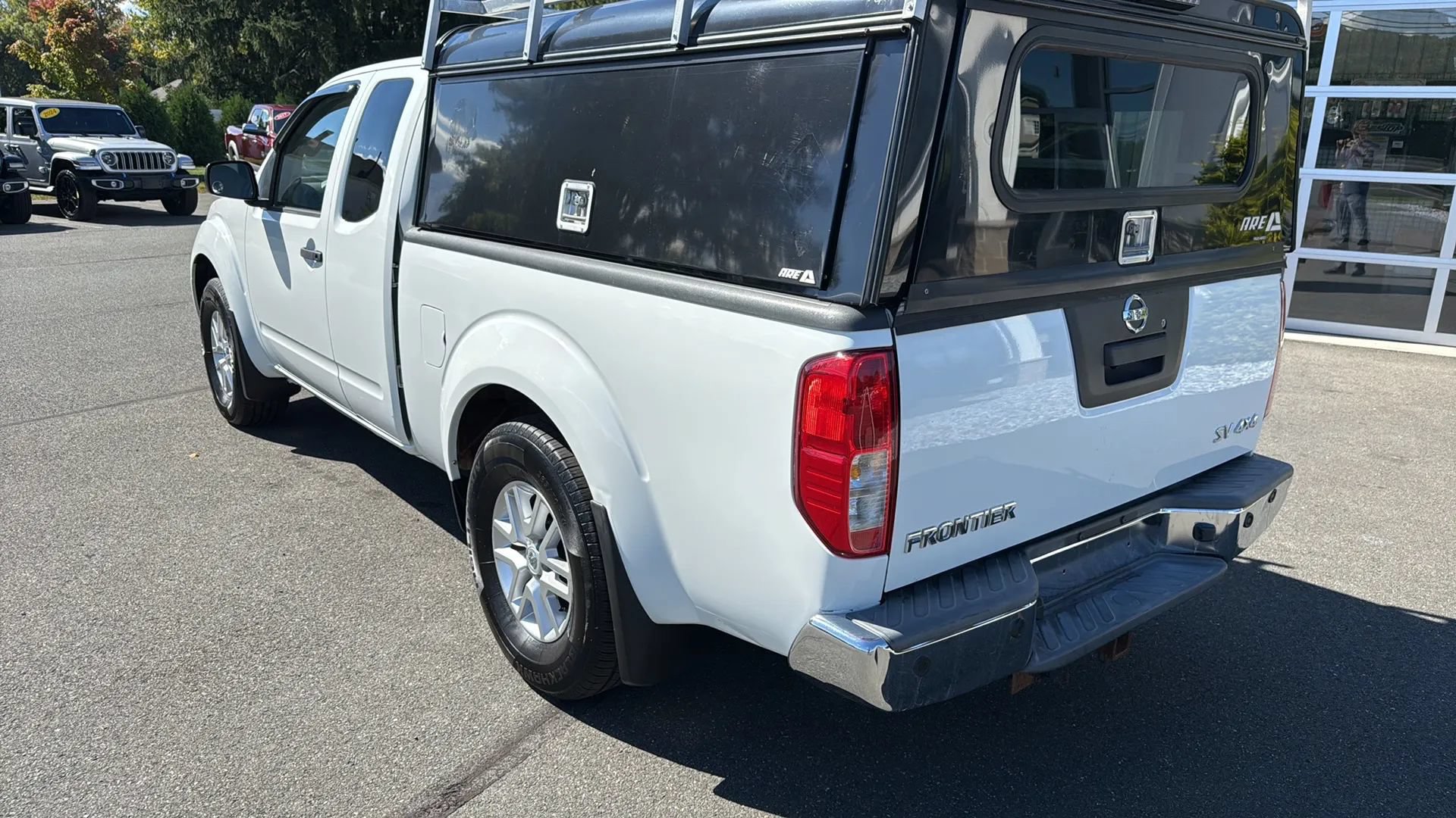 Used 2015 Nissan Frontier SV w/ SV Value Truck Package AWD/4WD image 32