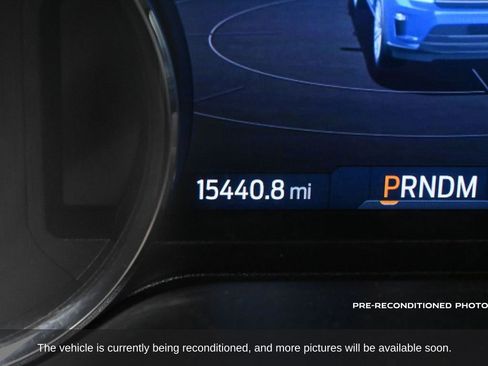 Used 2024 Ford Expedition XLT image 7