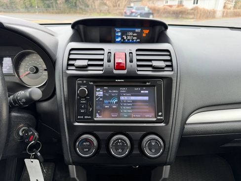 Used 2014 Subaru Forester 2.5i Limited image 29