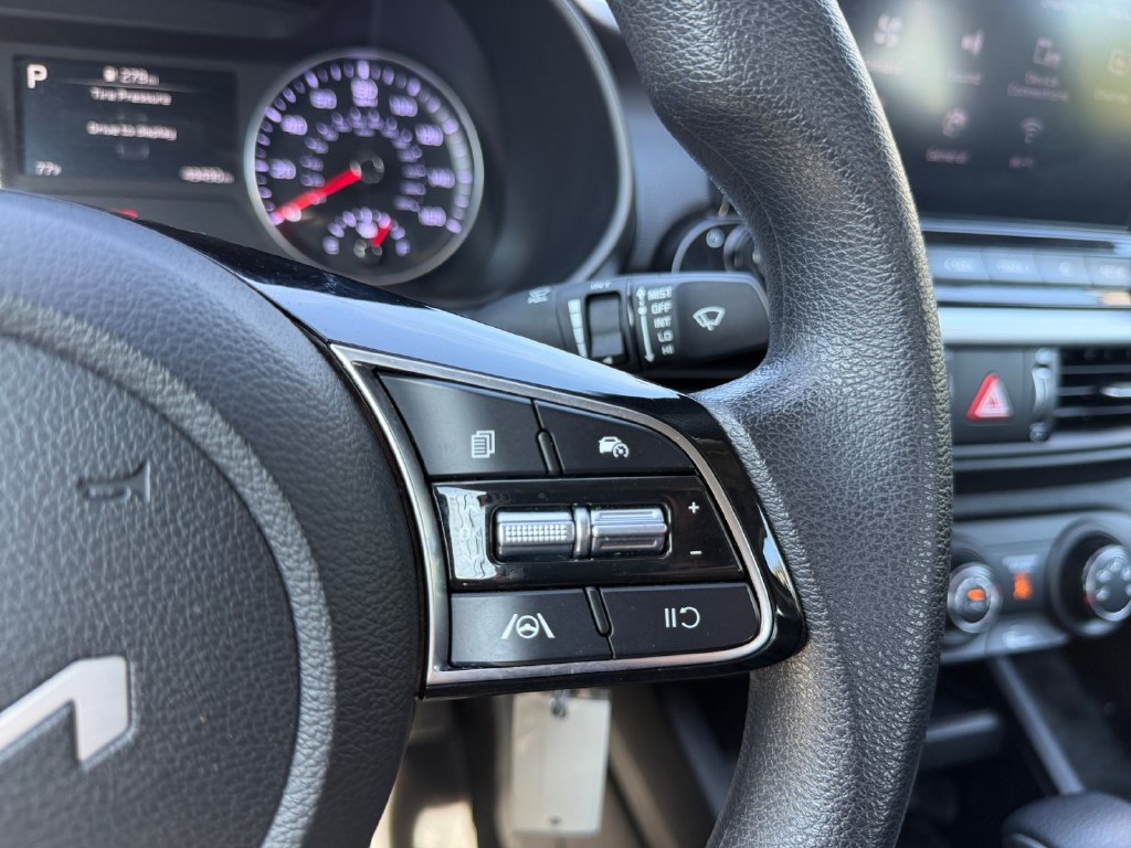 Used 2024 Kia Forte LXS FWD image 18