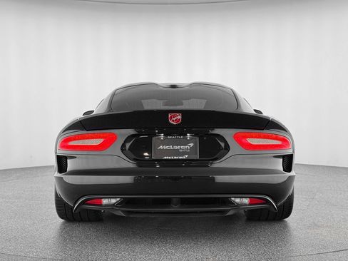 Used 2016 Dodge Viper GTS image 5