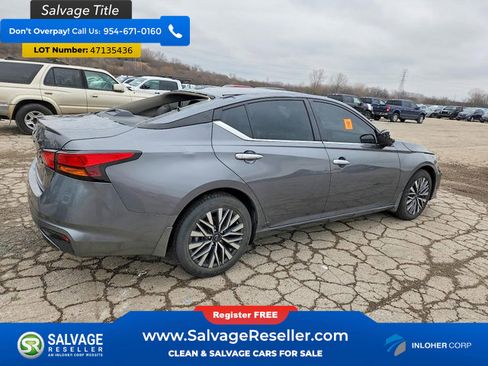 Used 2024 Nissan Altima 2.5 SV w/ SV Premium Package FWD image 4