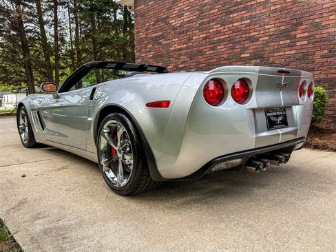 Used 2013 Chevrolet Corvette Grand Sport w/ 3LT Preferred Equipment Group RWD image 27